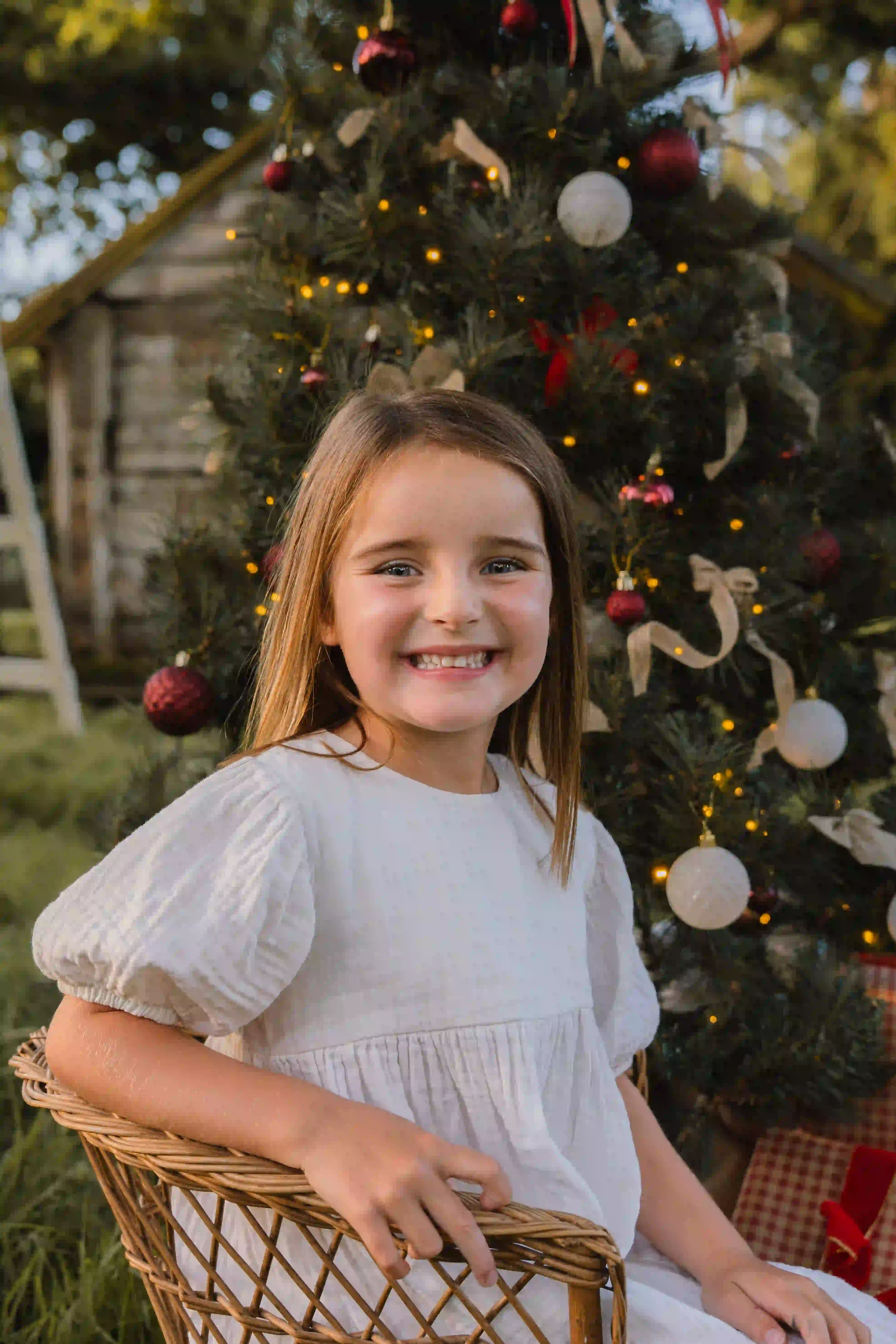 Christmas Mini Shoot New Plymouth 2026 - Professional festive family photography session